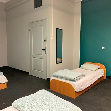 To Be Hostel Краков Экстерьер фото